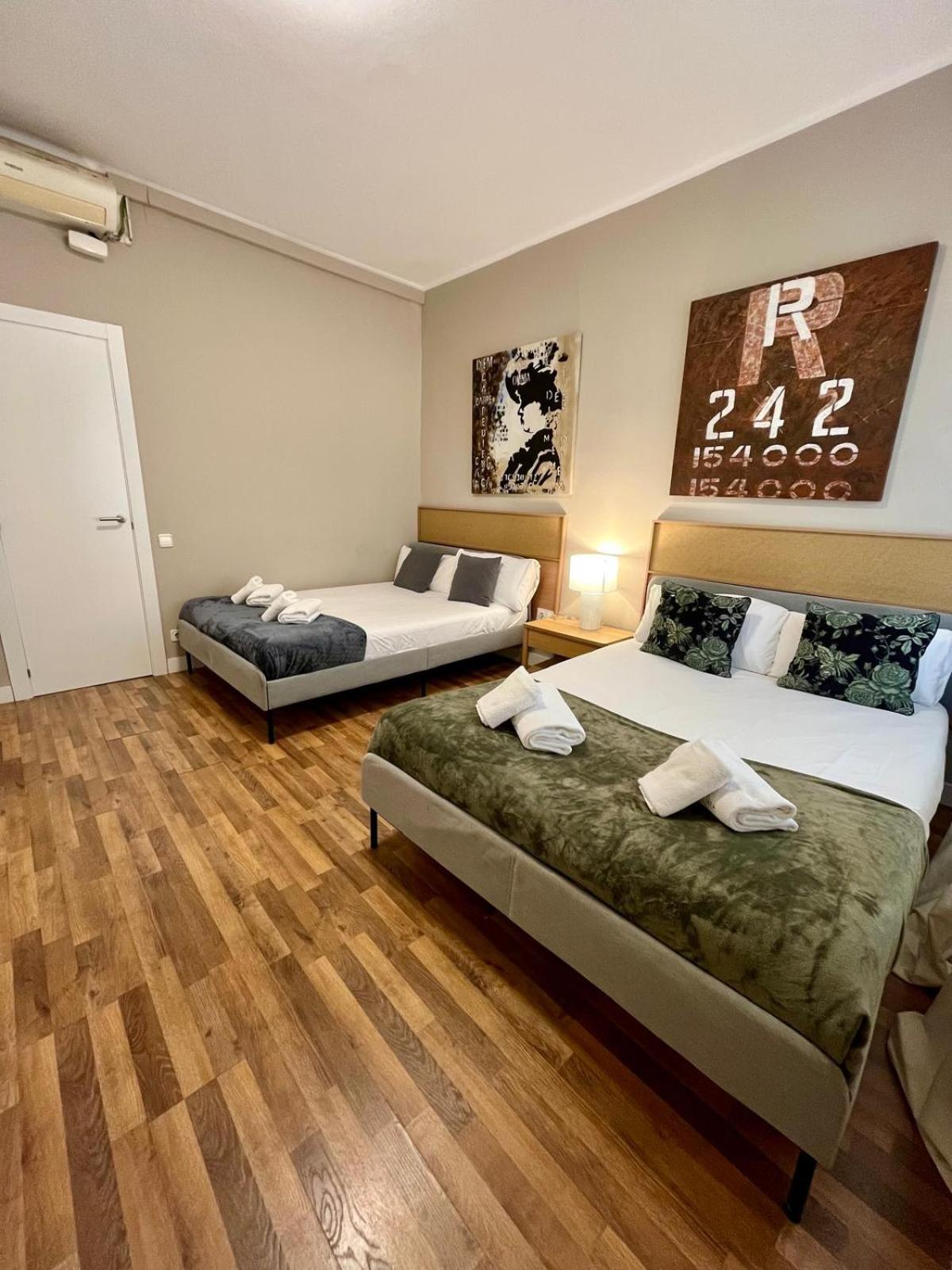 Sagrada Familia Secret Apartment Барселона Екстер'єр фото